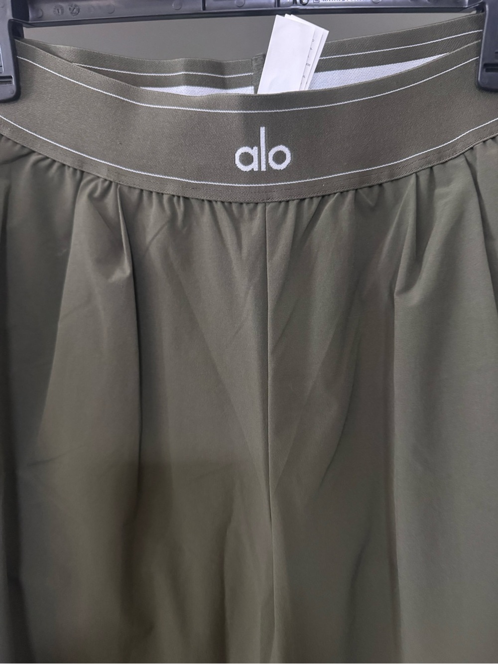 ALO Yoga Olive Green Wide-Leg suit up trousers - Picture 5 of 7